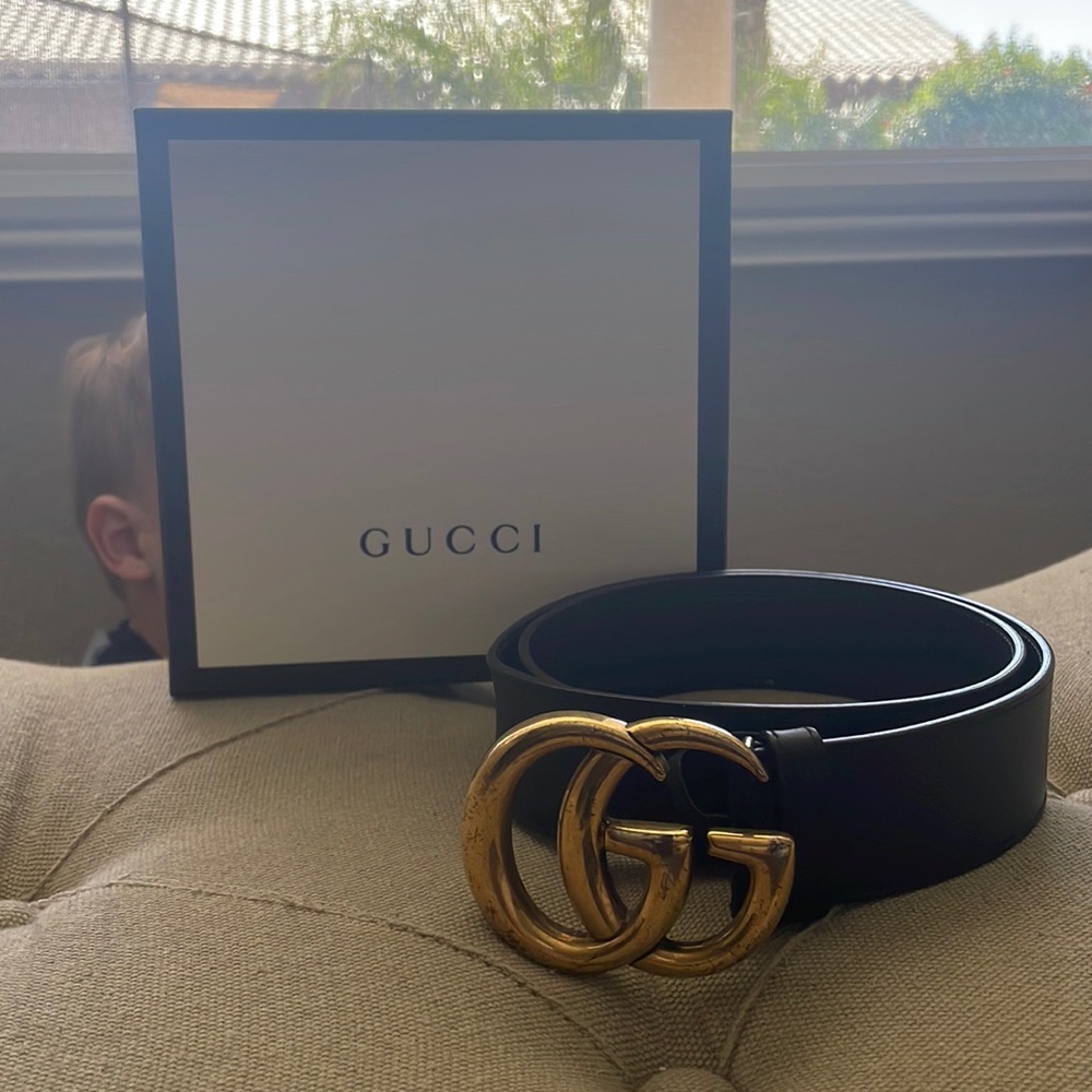 Leather belt with double G buckle